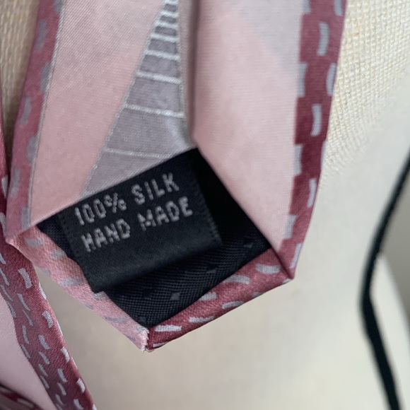 Bruno Rossi 100% Silk Tie EUC Long 60" EUC with Handkerchief - Picture 7 of 9